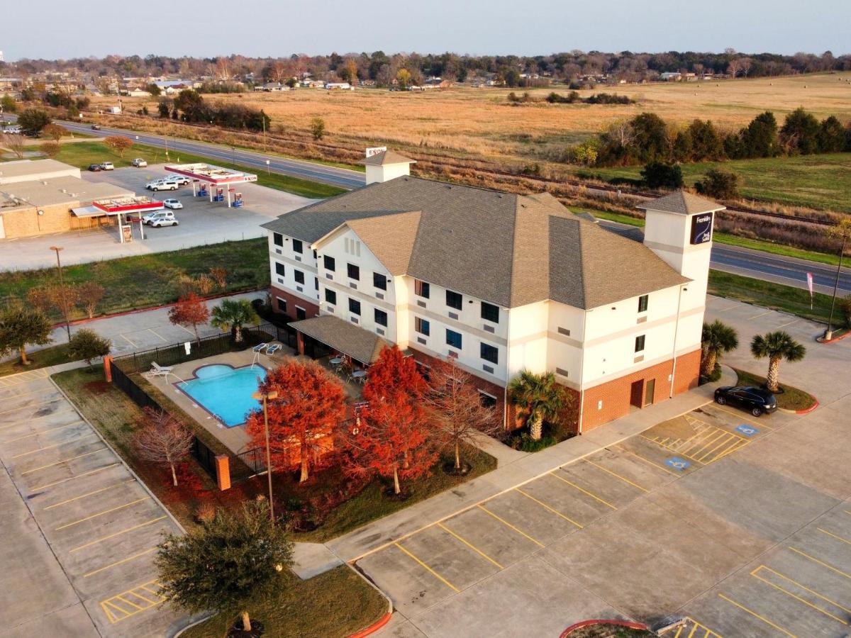 Franklin Inn & Suites Exterior foto